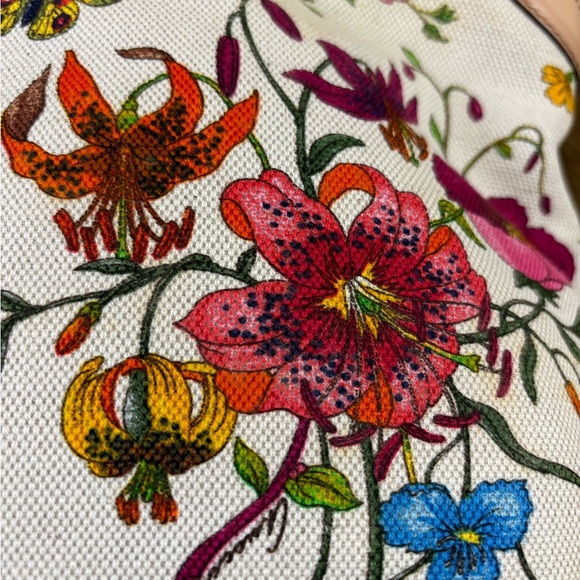 🆕 Gucci Floral Banboo handbag 👜 - Picture 10 of 11
